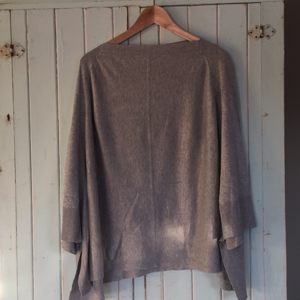 Kenneth Cole M/L Grey Poncho